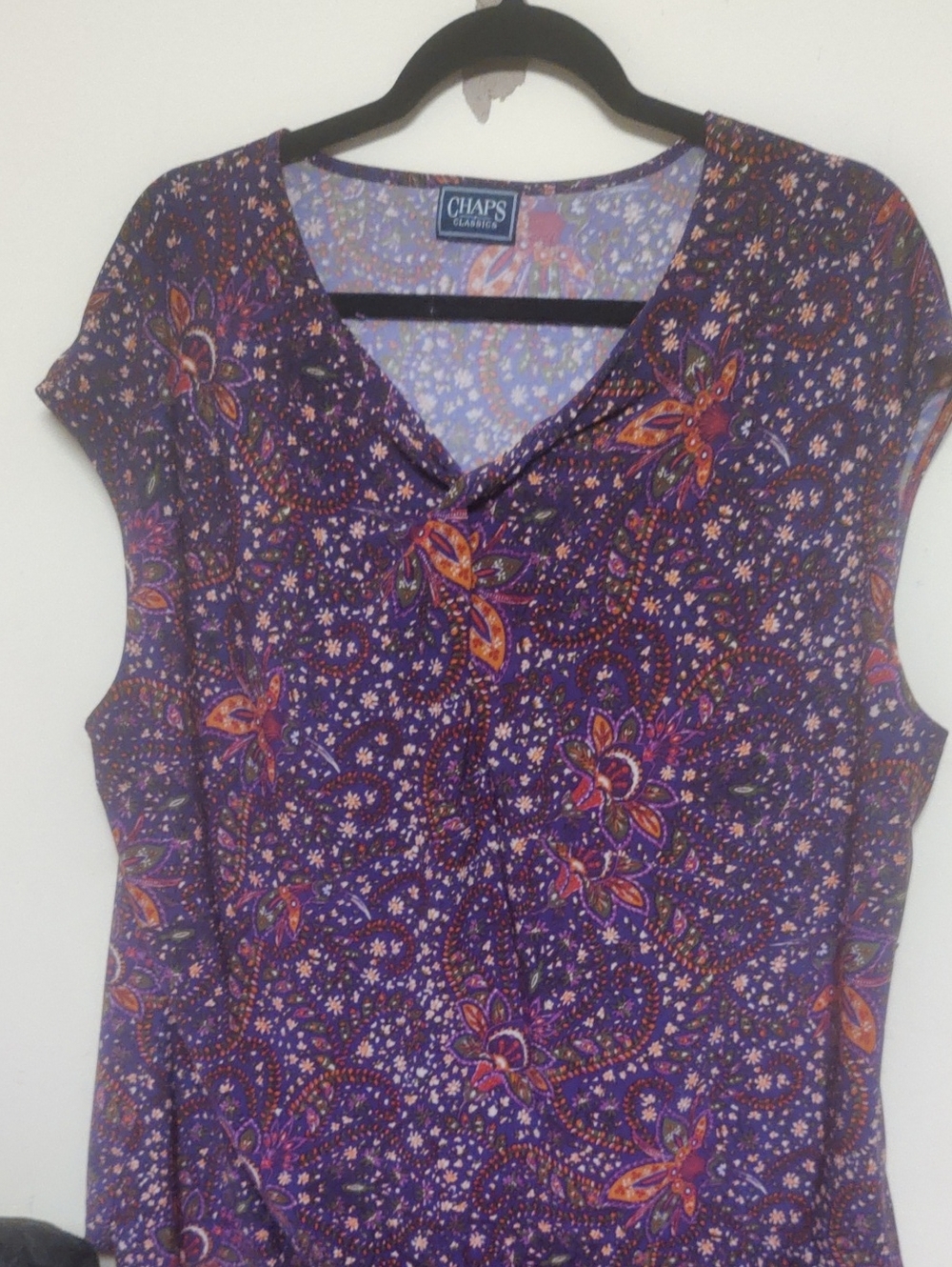 Chaps Purple Floral Paisley V-Neck Sleeveless Top